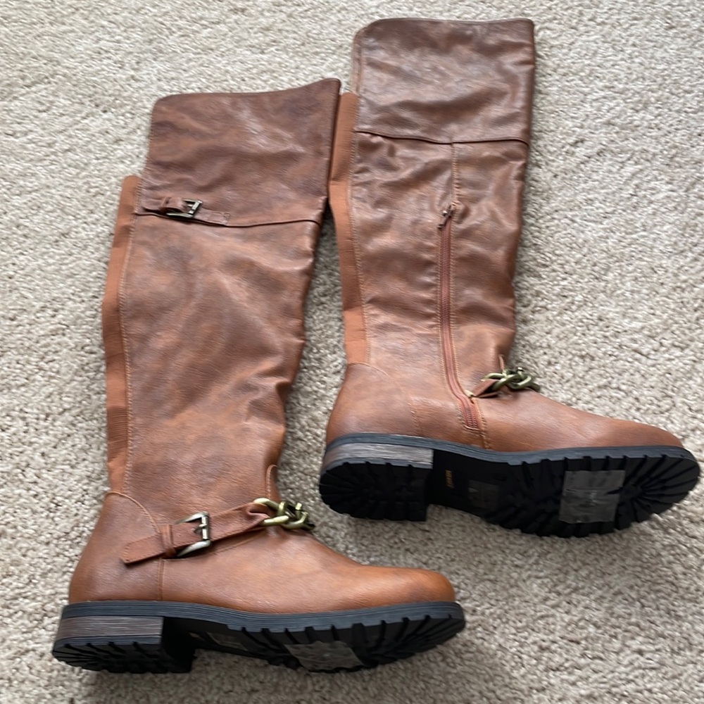 Over the knee boots